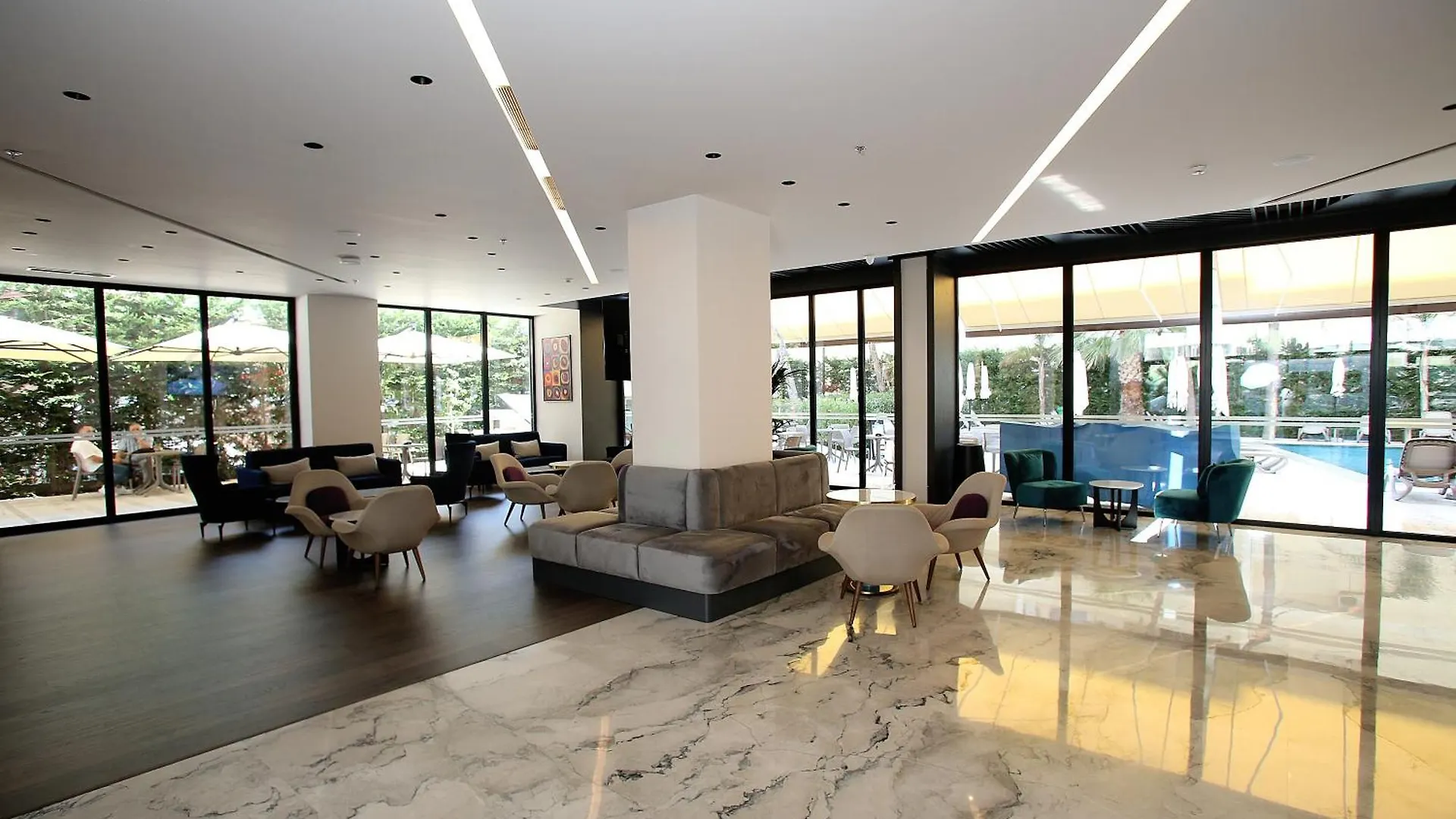Durres Bay Hotel