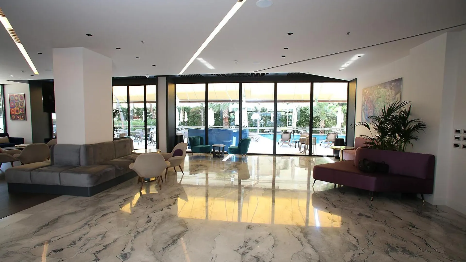 Durres Bay Hotel