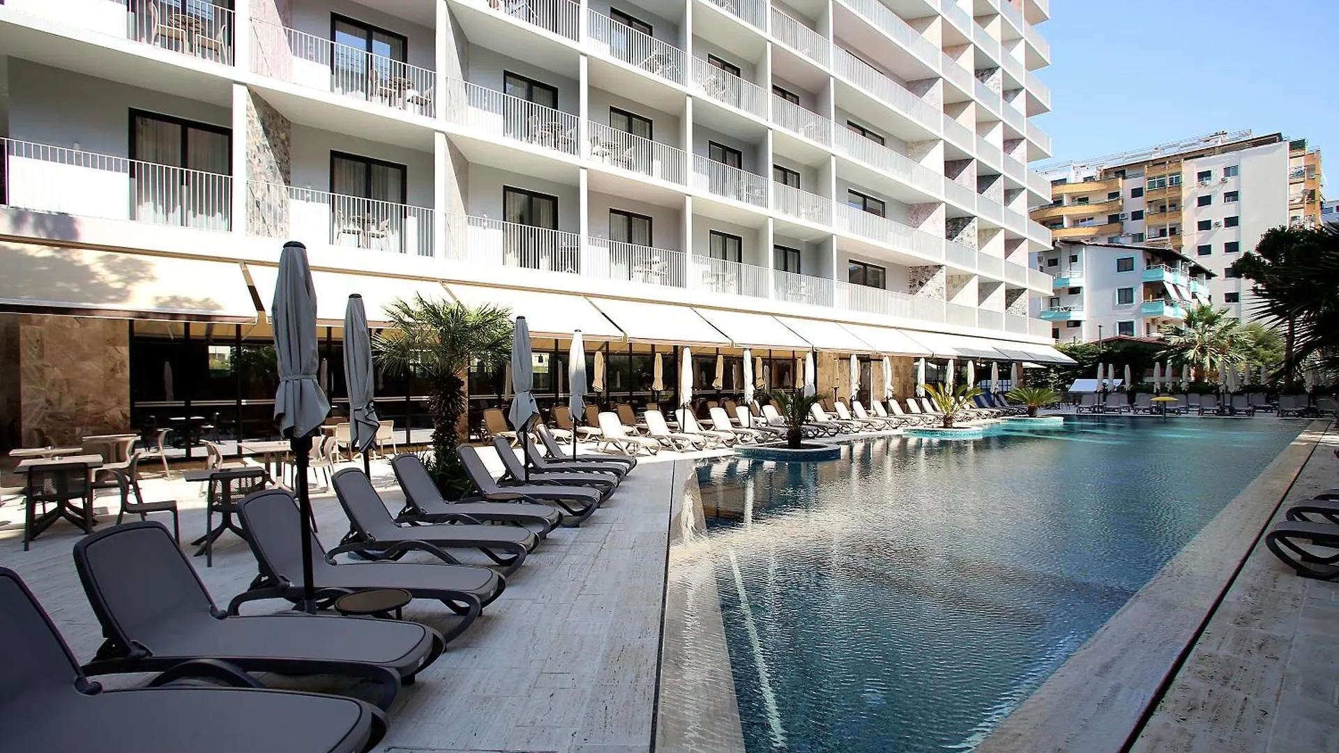 ****  Durres Bay Hotel Албания