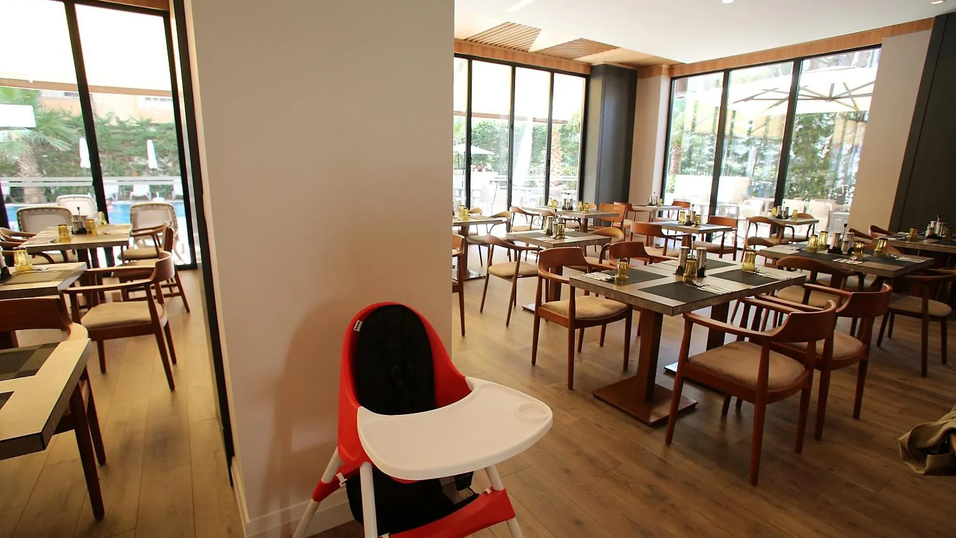 Durres Bay Hotel