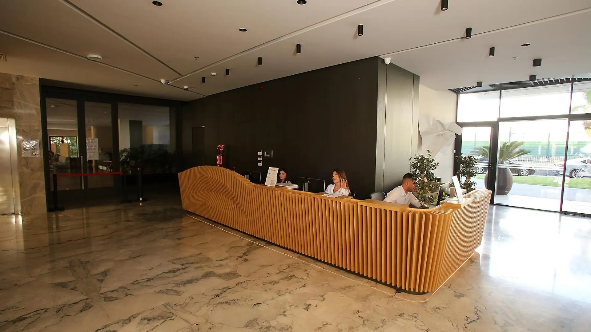 ****  Durres Bay Hotel Албания