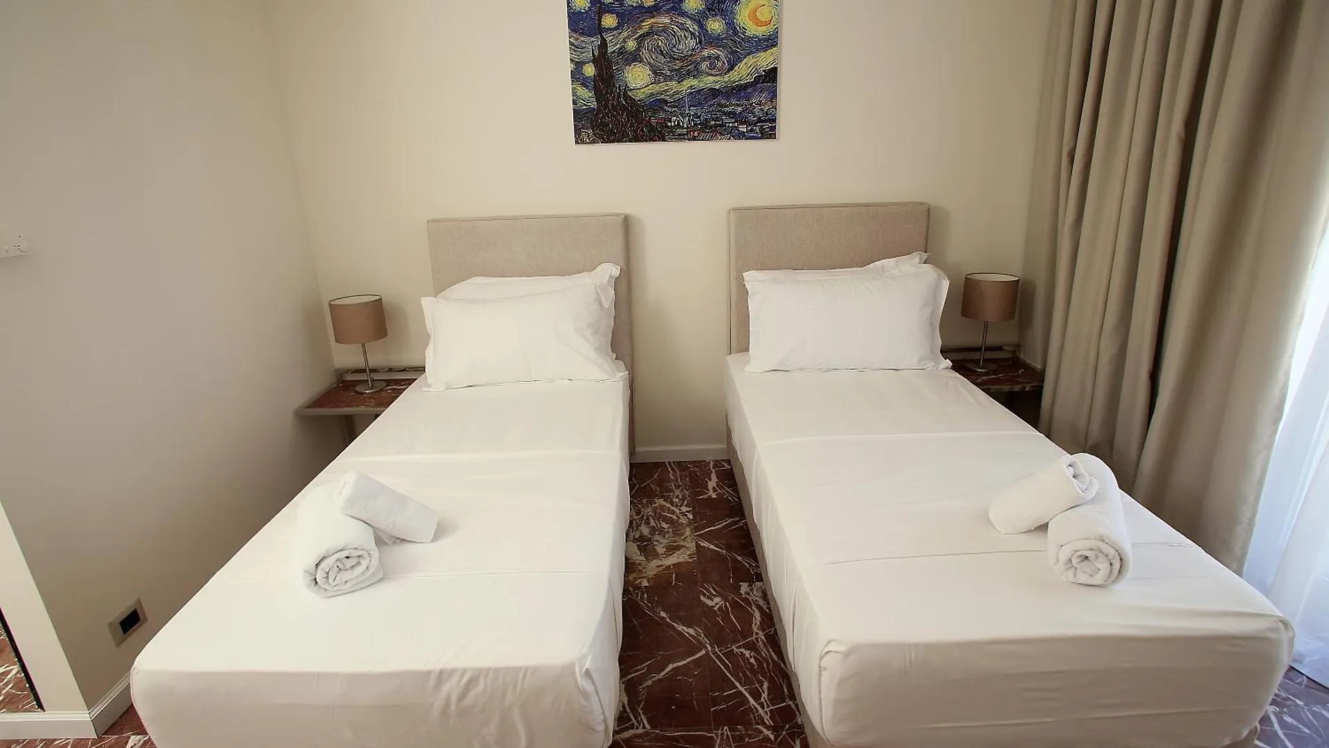 Durres Bay Hotel 4*,